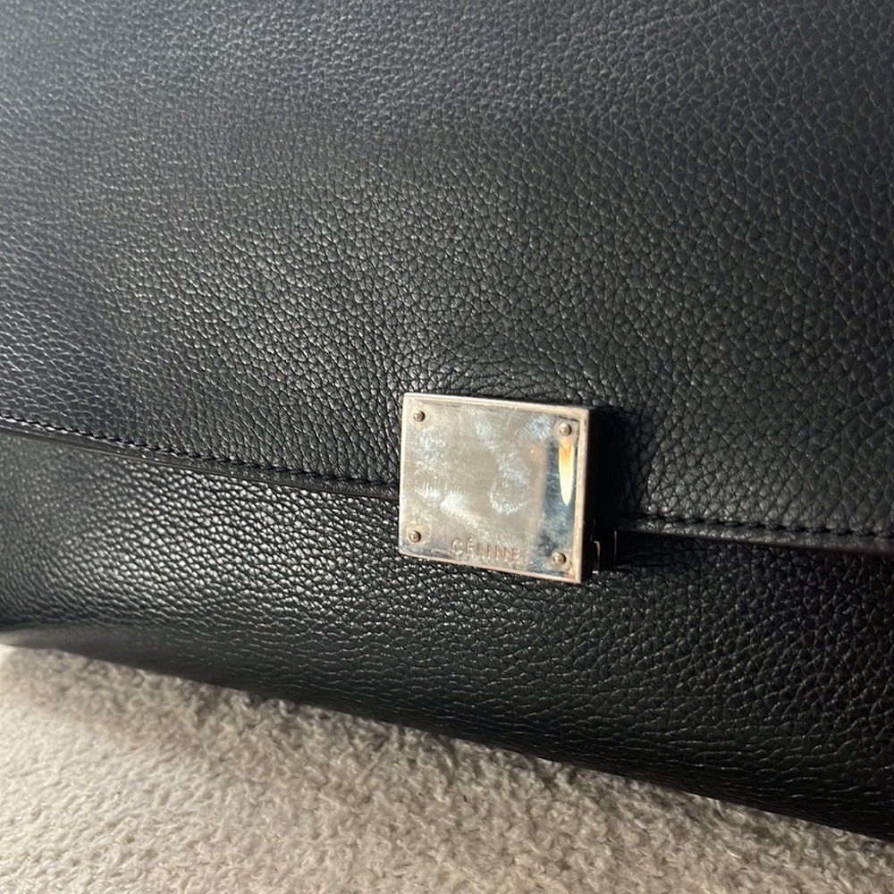🖤Celine Trapeze Bag🖤 - Picture 2 of 15
